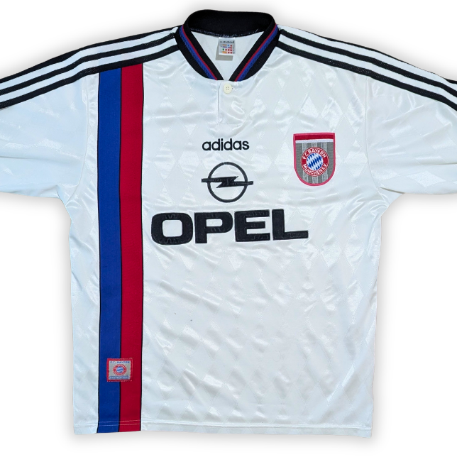 1996-98 Bayern Munich Away Shirt