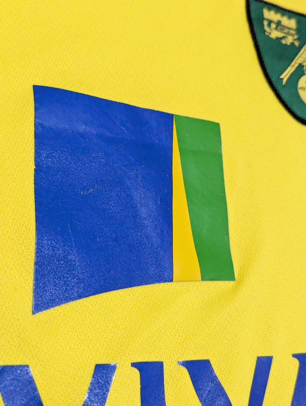 2013-14 Norwich City Home Shirt - Hoolahan 14