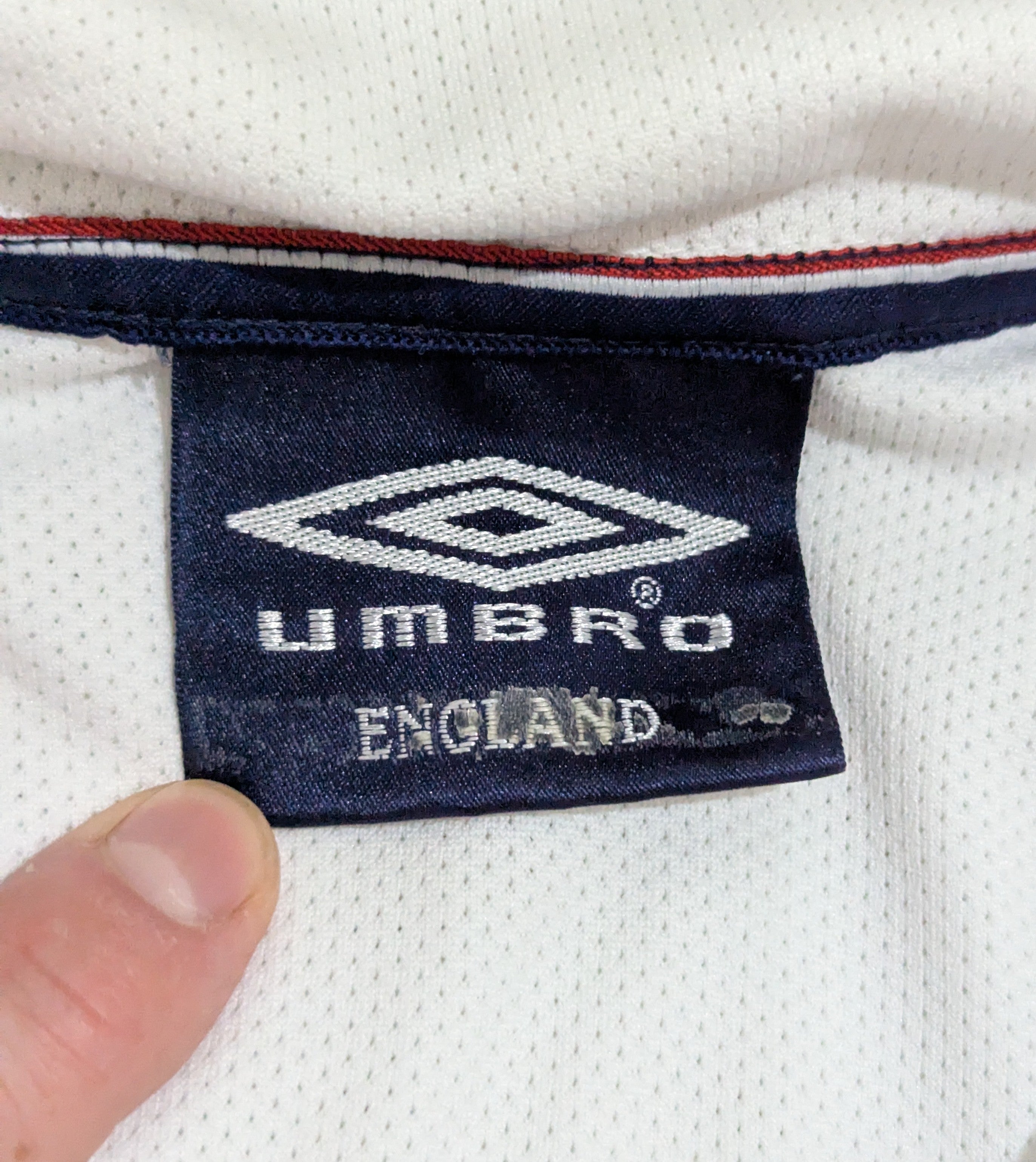 2004-06 England Umbro Button Up Shirt