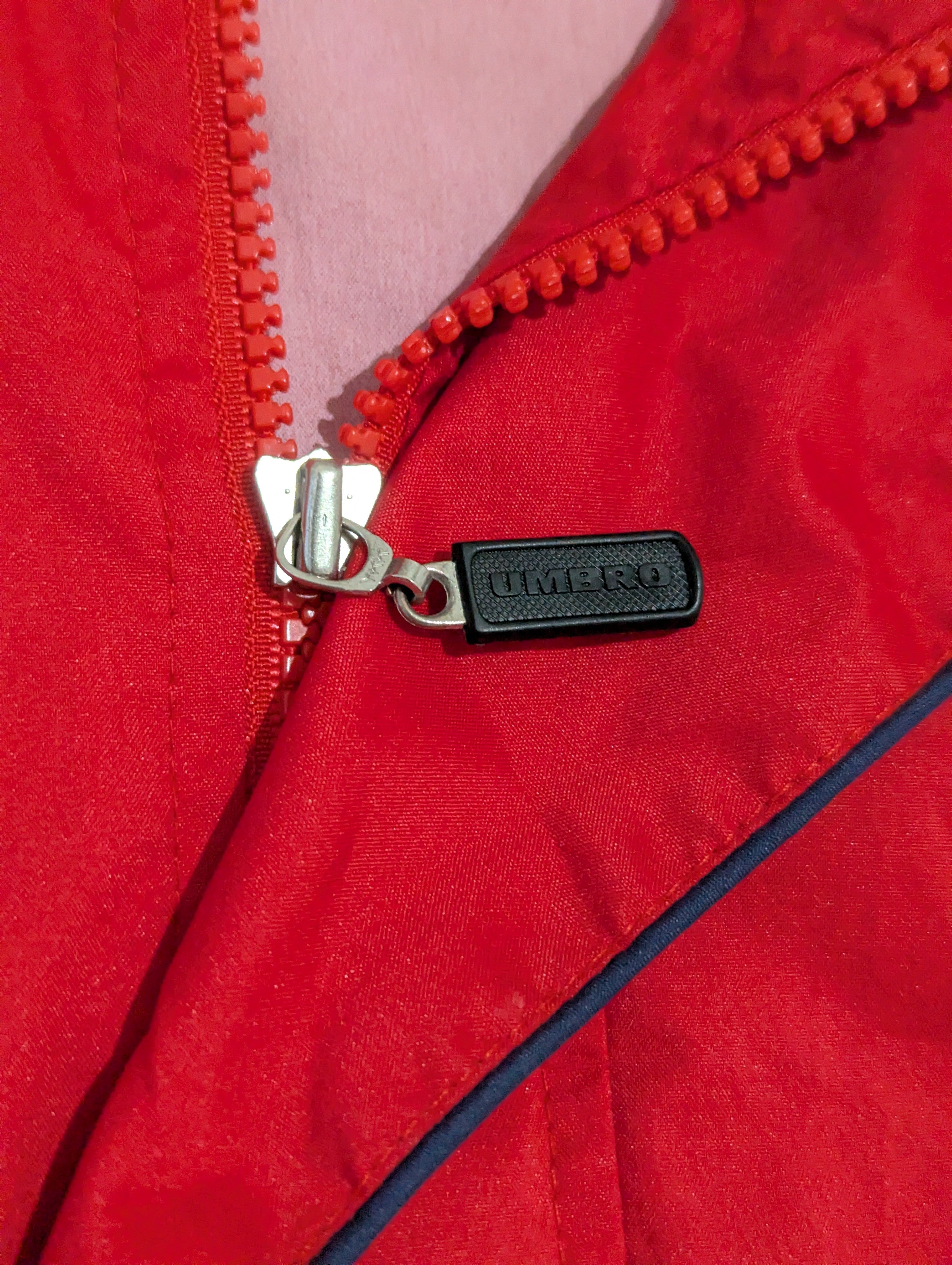 1998-00 England Umbro Hooded Rain Jacket