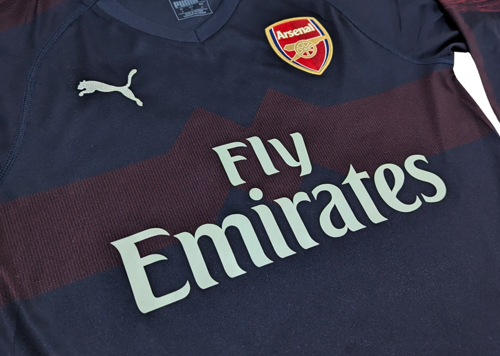 2017-18 Arsenal Away L/S Shirt - Saka 87