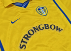 2000-02 Leeds Away Shirt - Viduka 9