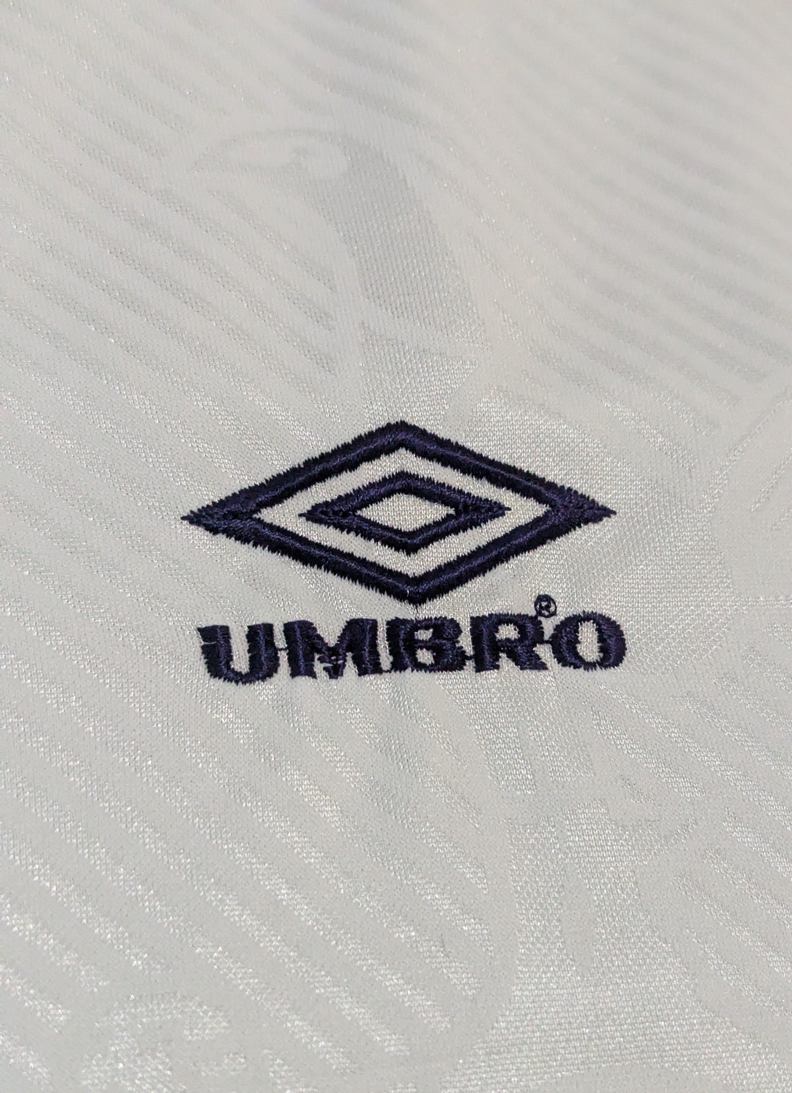 1993-95 Tottenham Home Shirt - Klinsmann 18