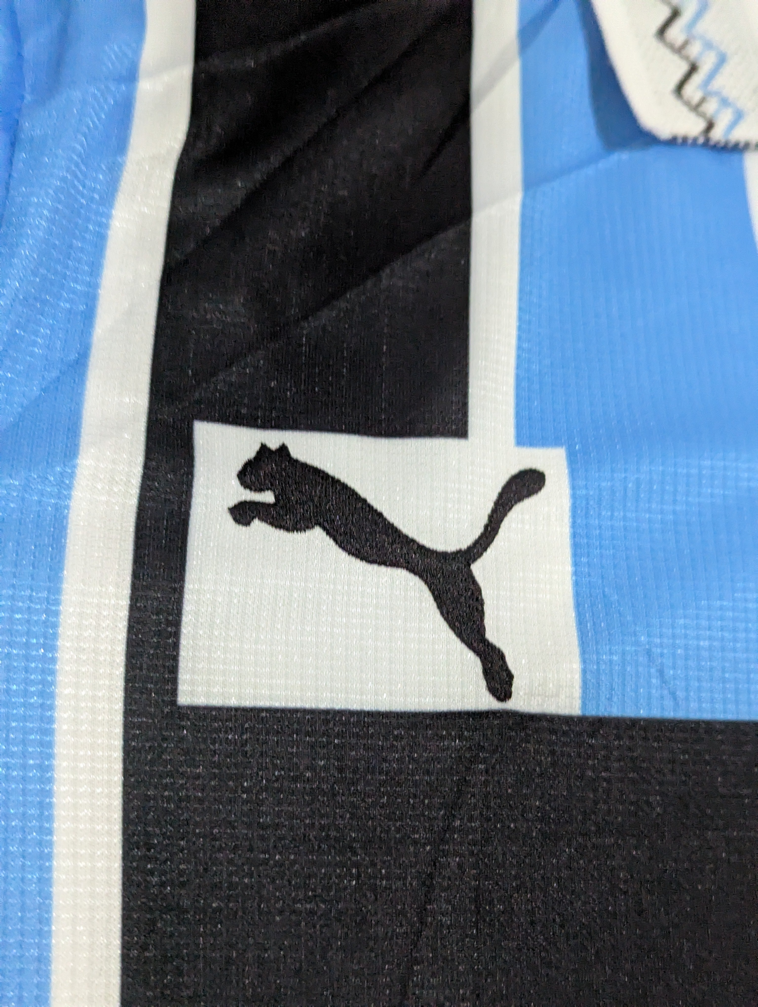 2016-17 Kawasaki Frontale Home Shirt - #13