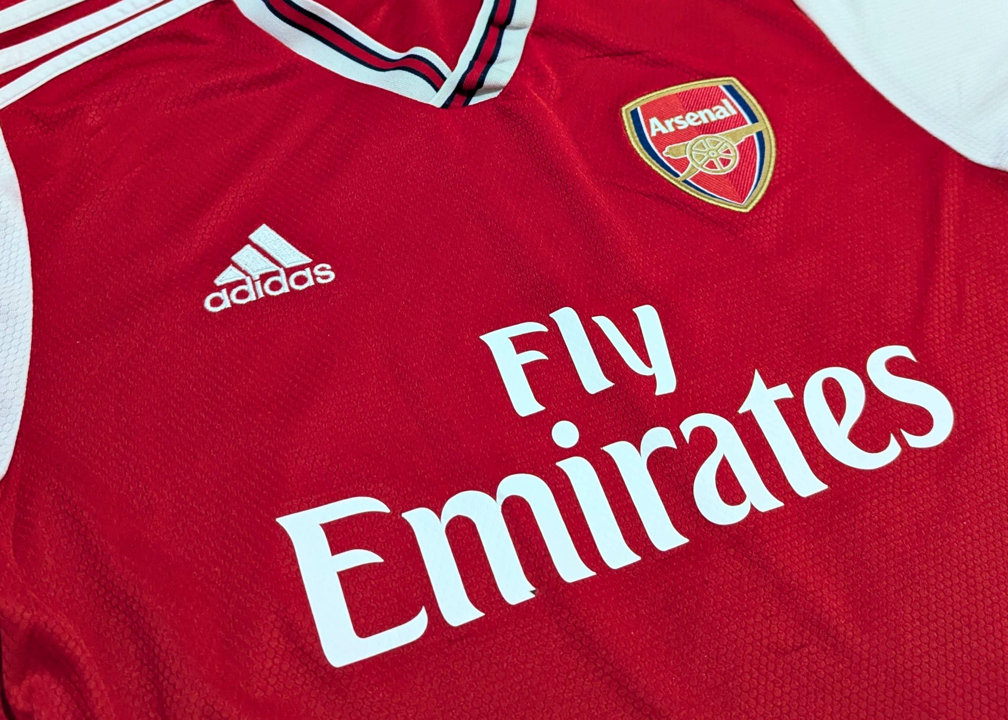 2019-20 Arsenal Home Shirt - Saka 77
