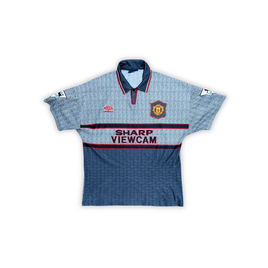 1995-96 Manchester United Away - Keane 16