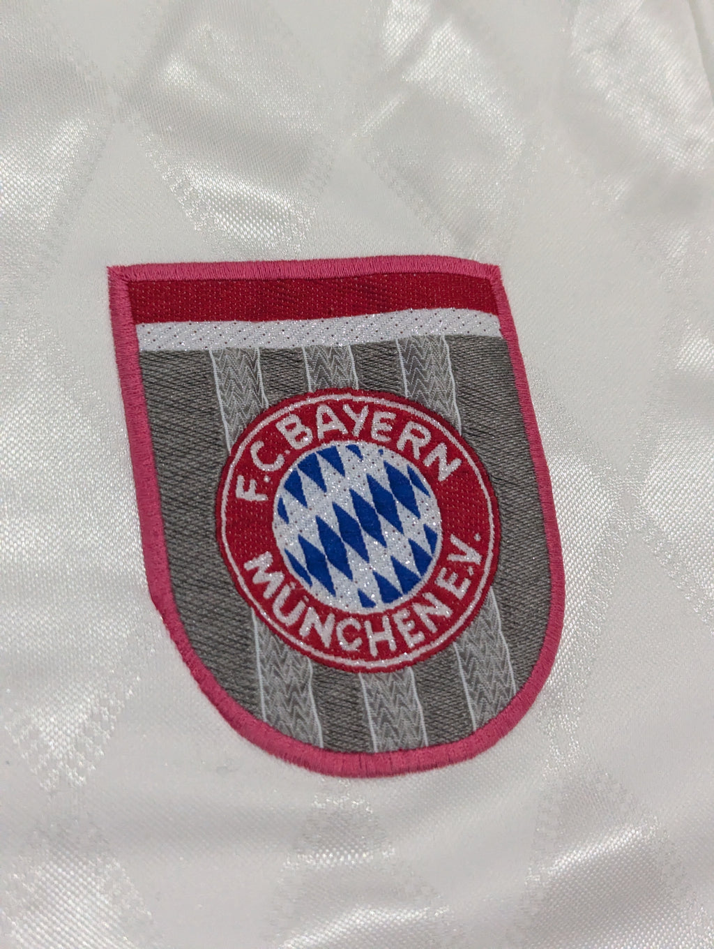 1996-98 Bayern Munich Away Shirt