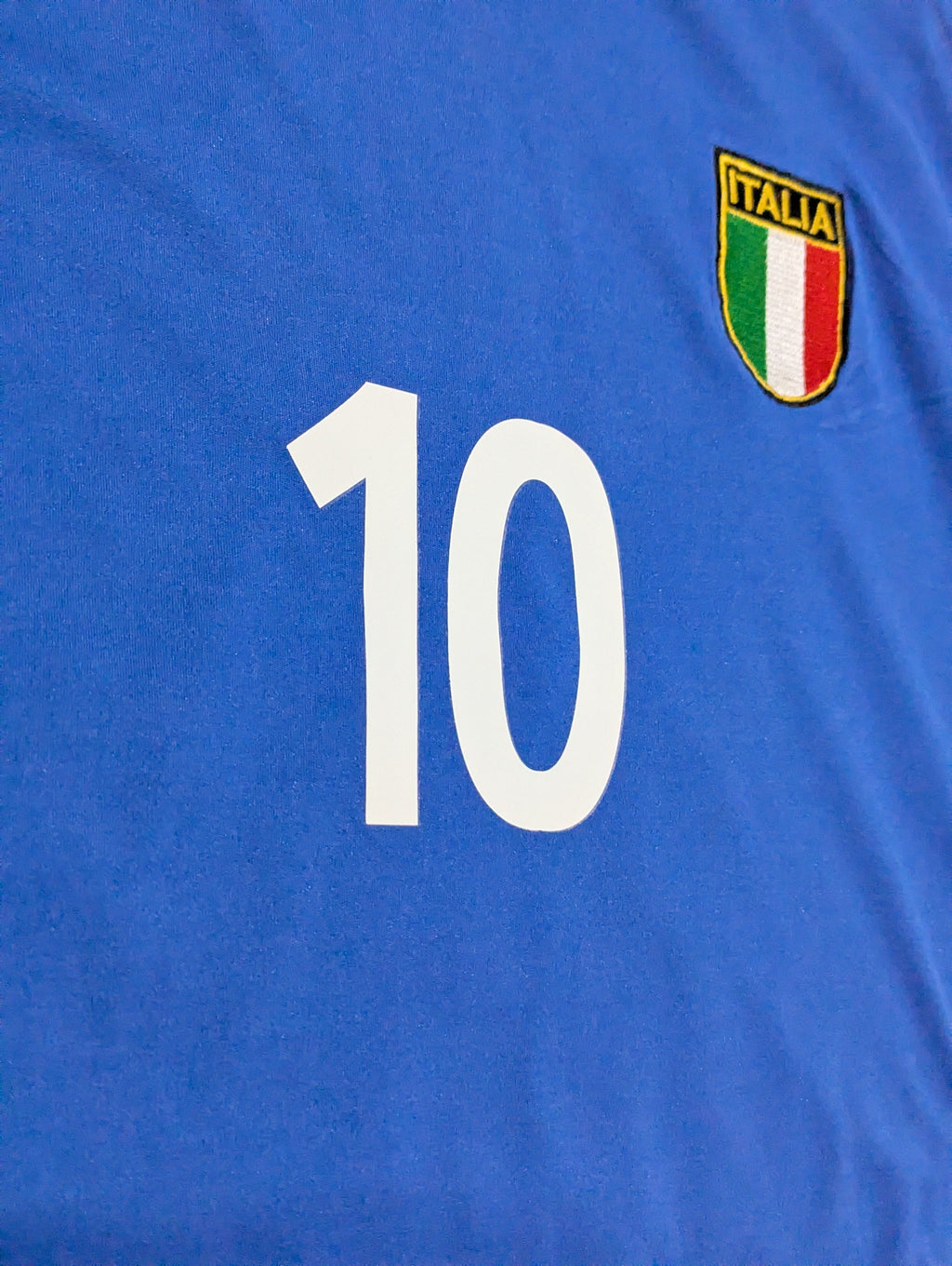 2002 Italy Home Shirt - Totti 10