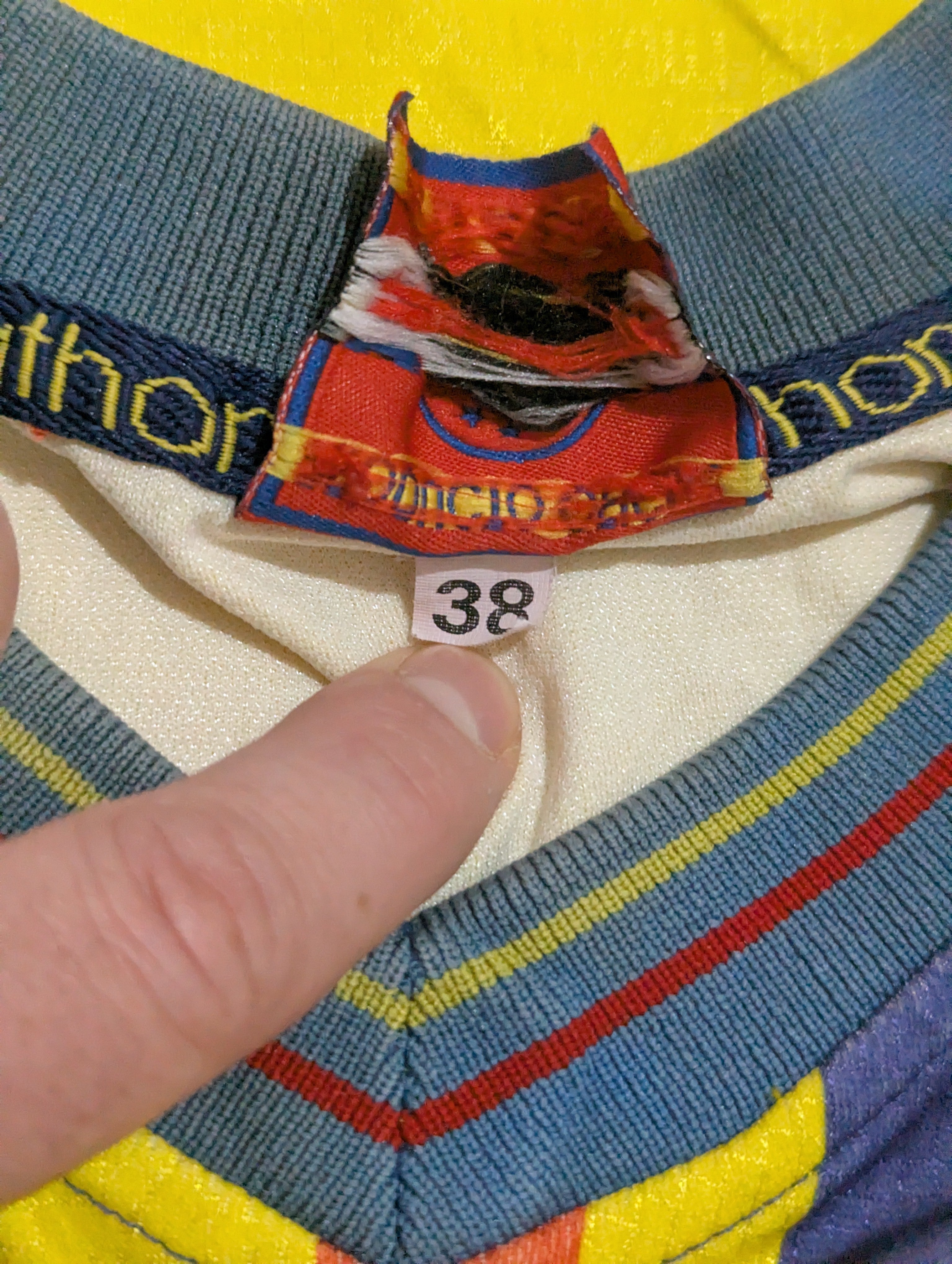 1998-01 Ecuador Home Shirt