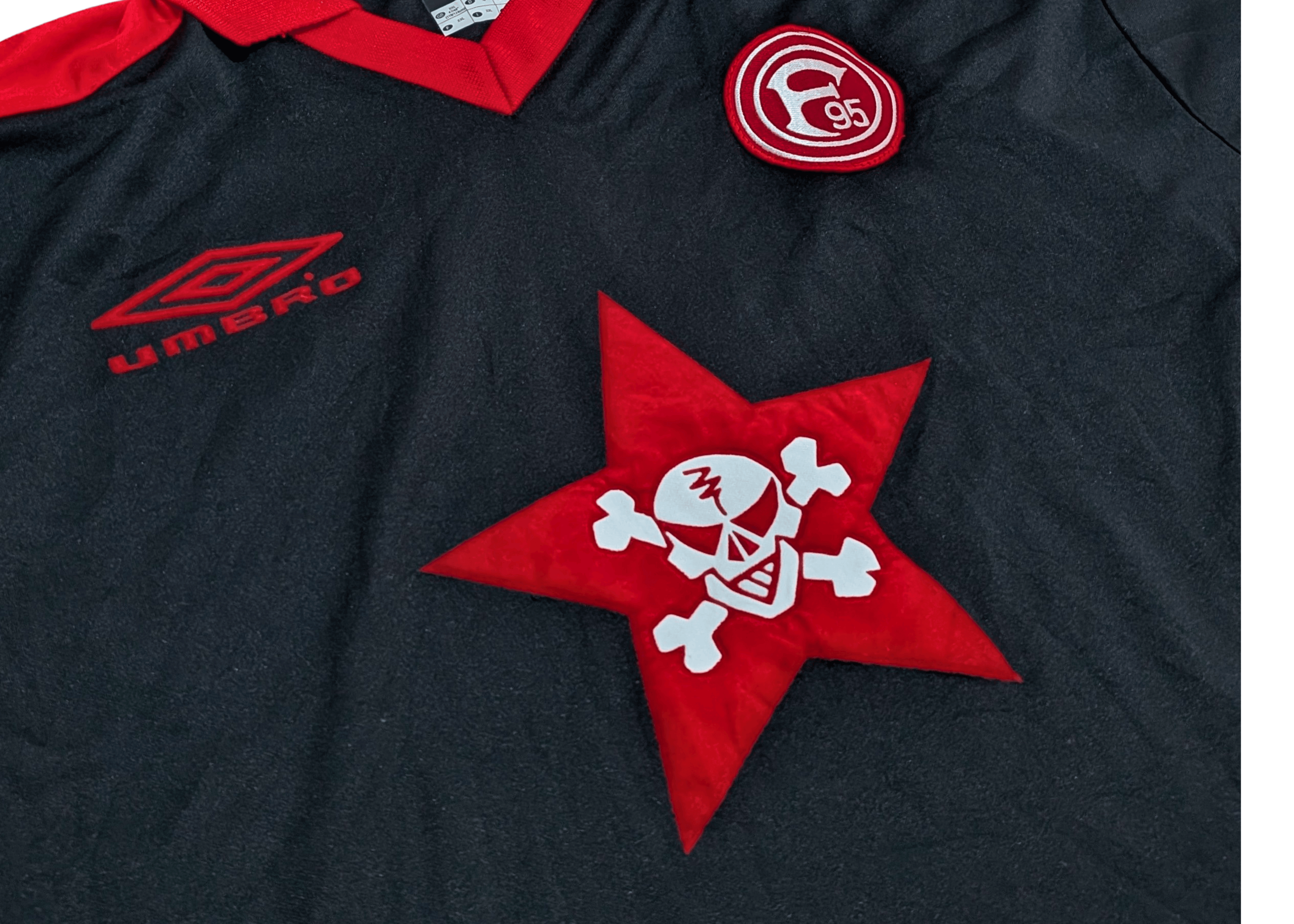 2002-03 Fortuna Düsseldorf Away Shirt