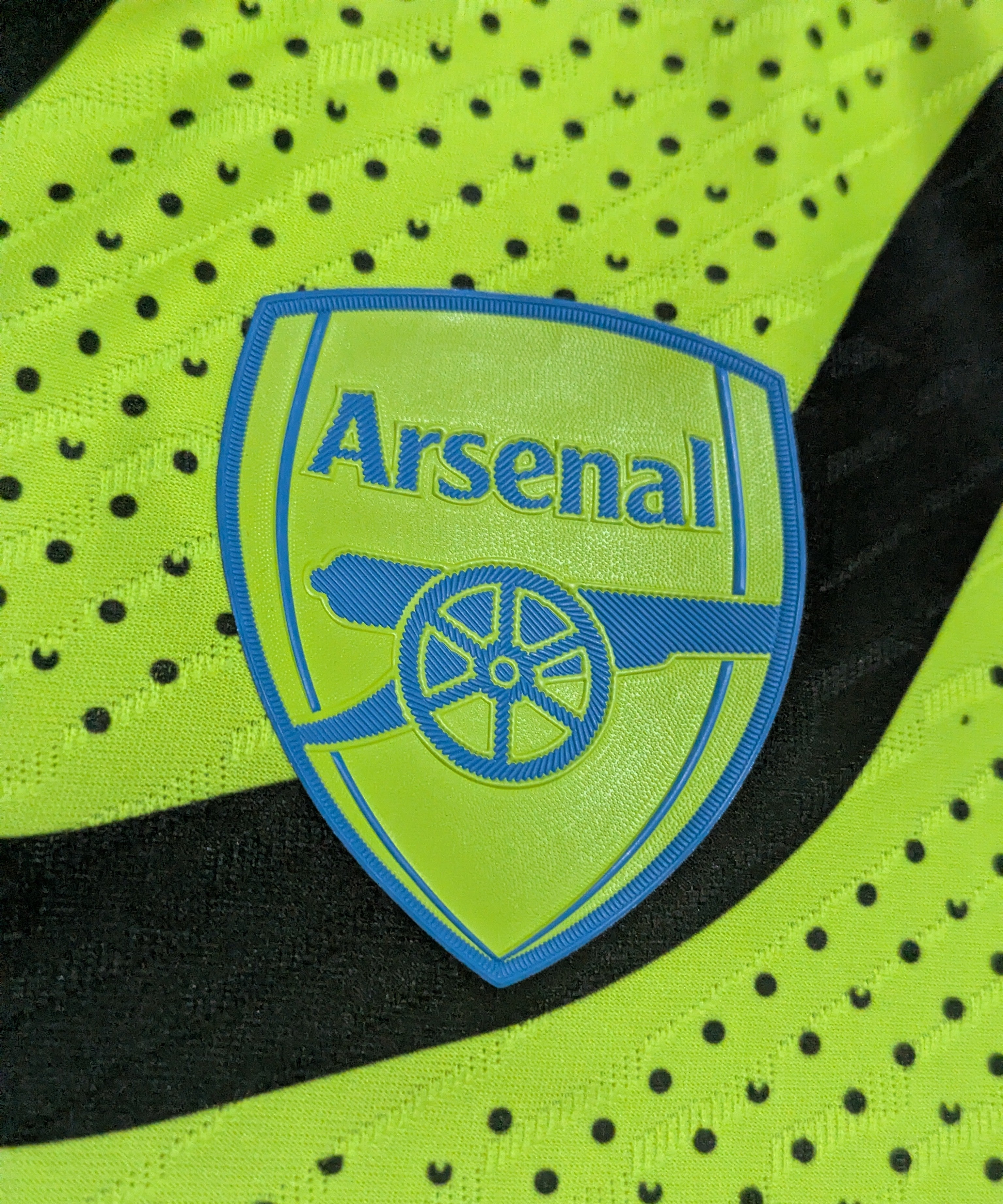 2023-24 Arsenal Sponsorless Player Version Away Shirt