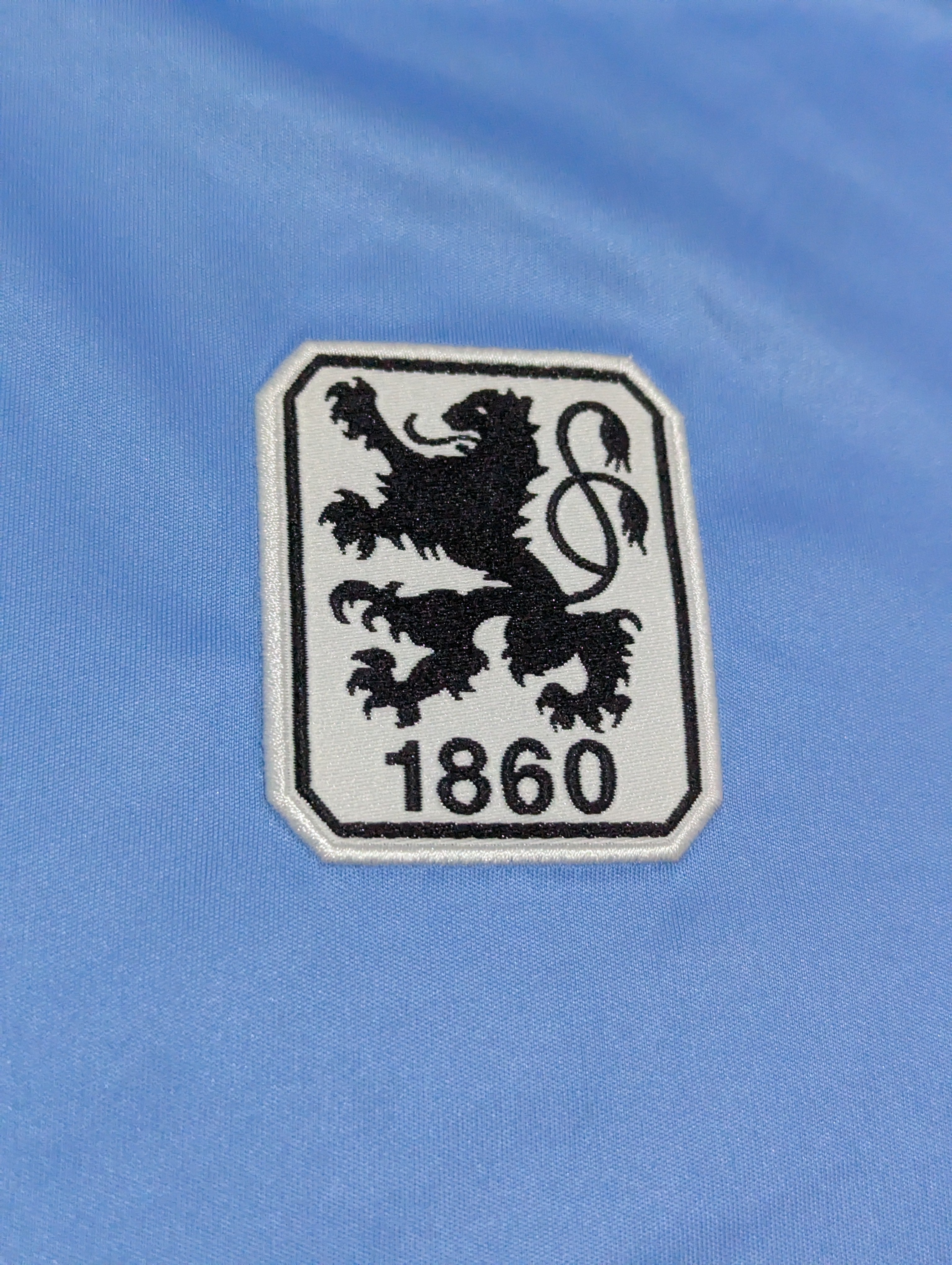 2014-15 1860 Munich Home Shirt