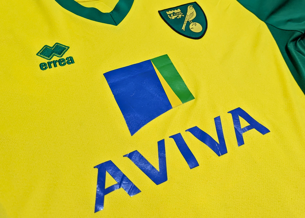 2013-14 Norwich City Home Shirt - Hoolahan 14