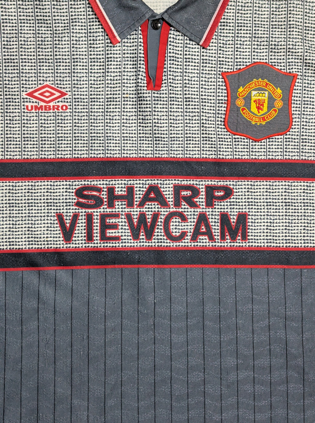 1995-96 Manchester United Away - Beckham 24