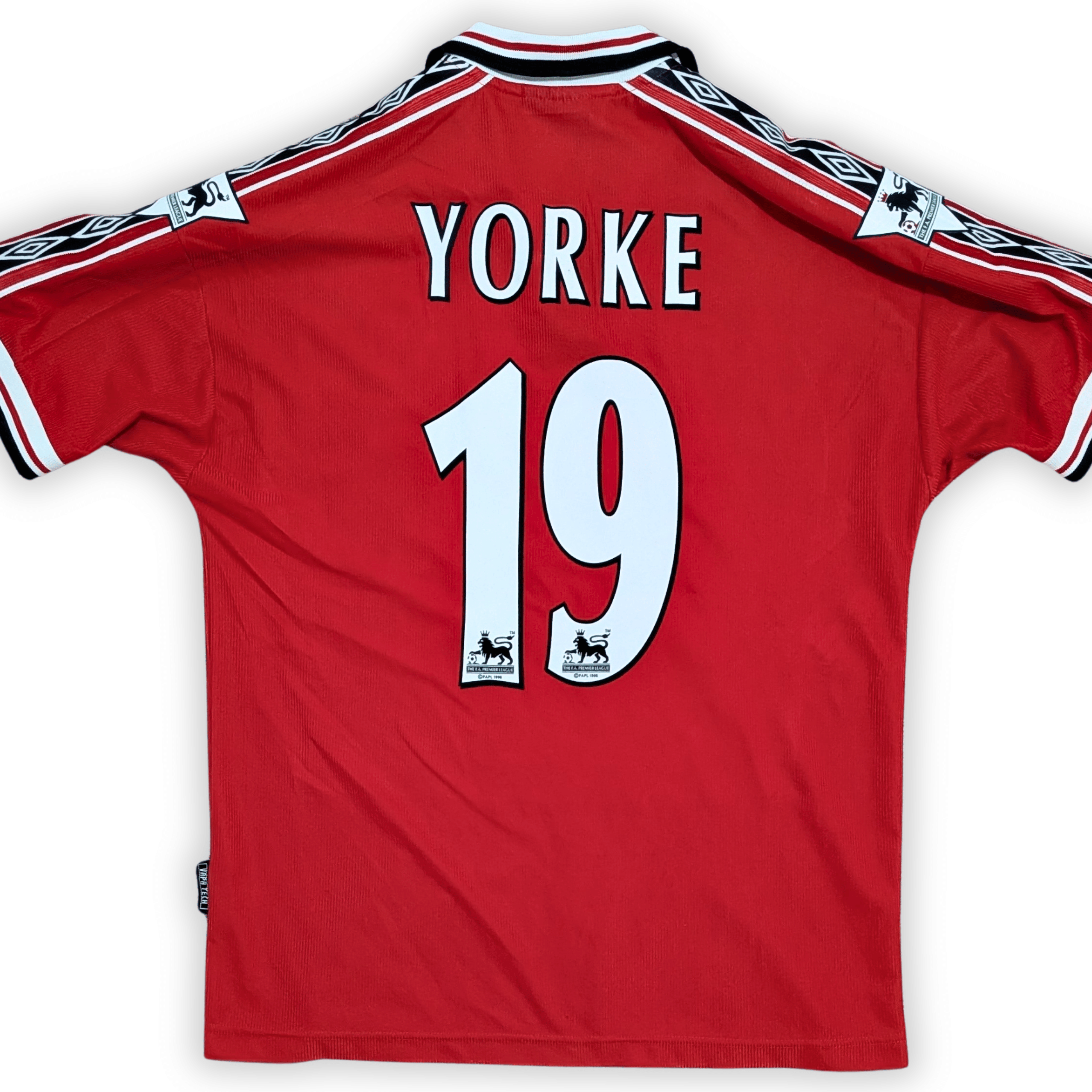 1998-00 Manchester United Home Shirt - Yorke 19