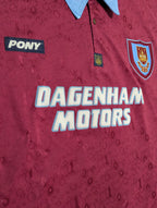 1995-97 West Ham Home Shirt - Hartson 10