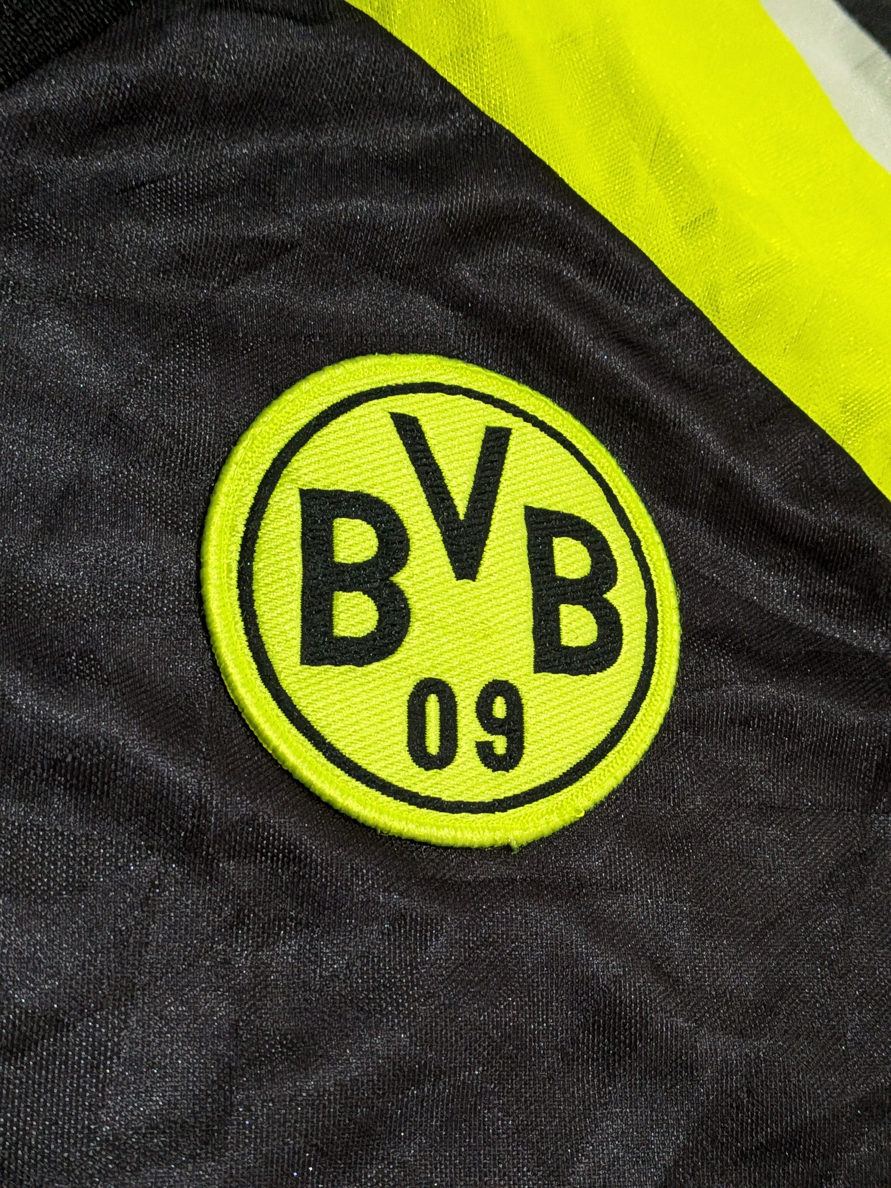 1995-96 Borussia Dortmund Away Shirt