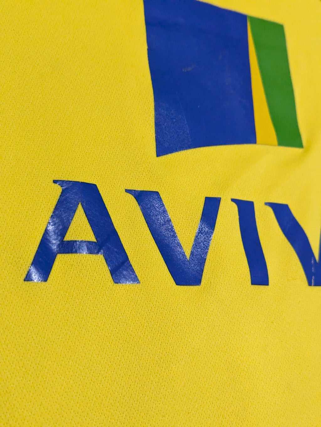 2013-14 Norwich City Home Shirt - Hoolahan 14
