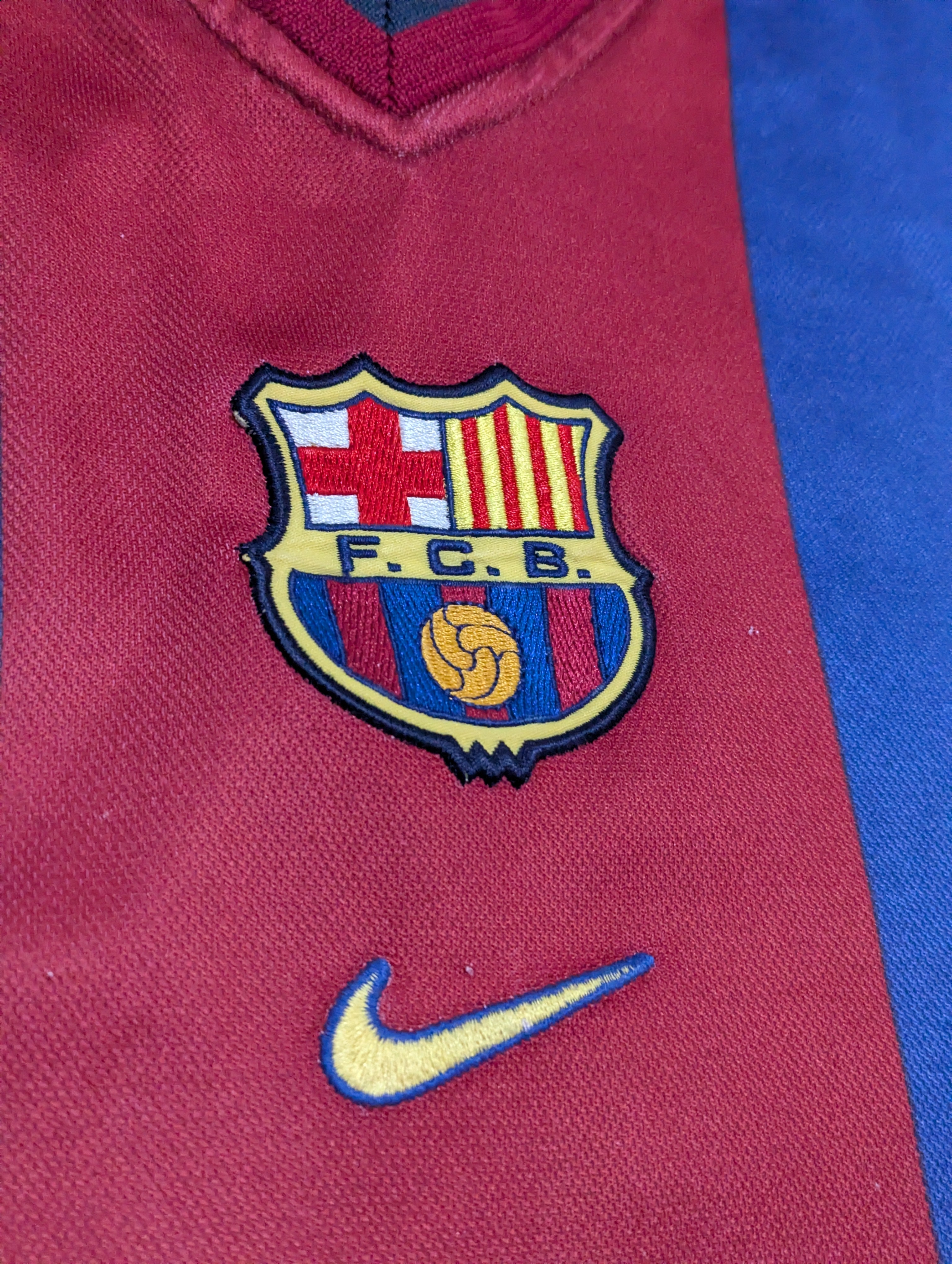 1998-00 Barcelona Home Shirt - Rivaldo 11