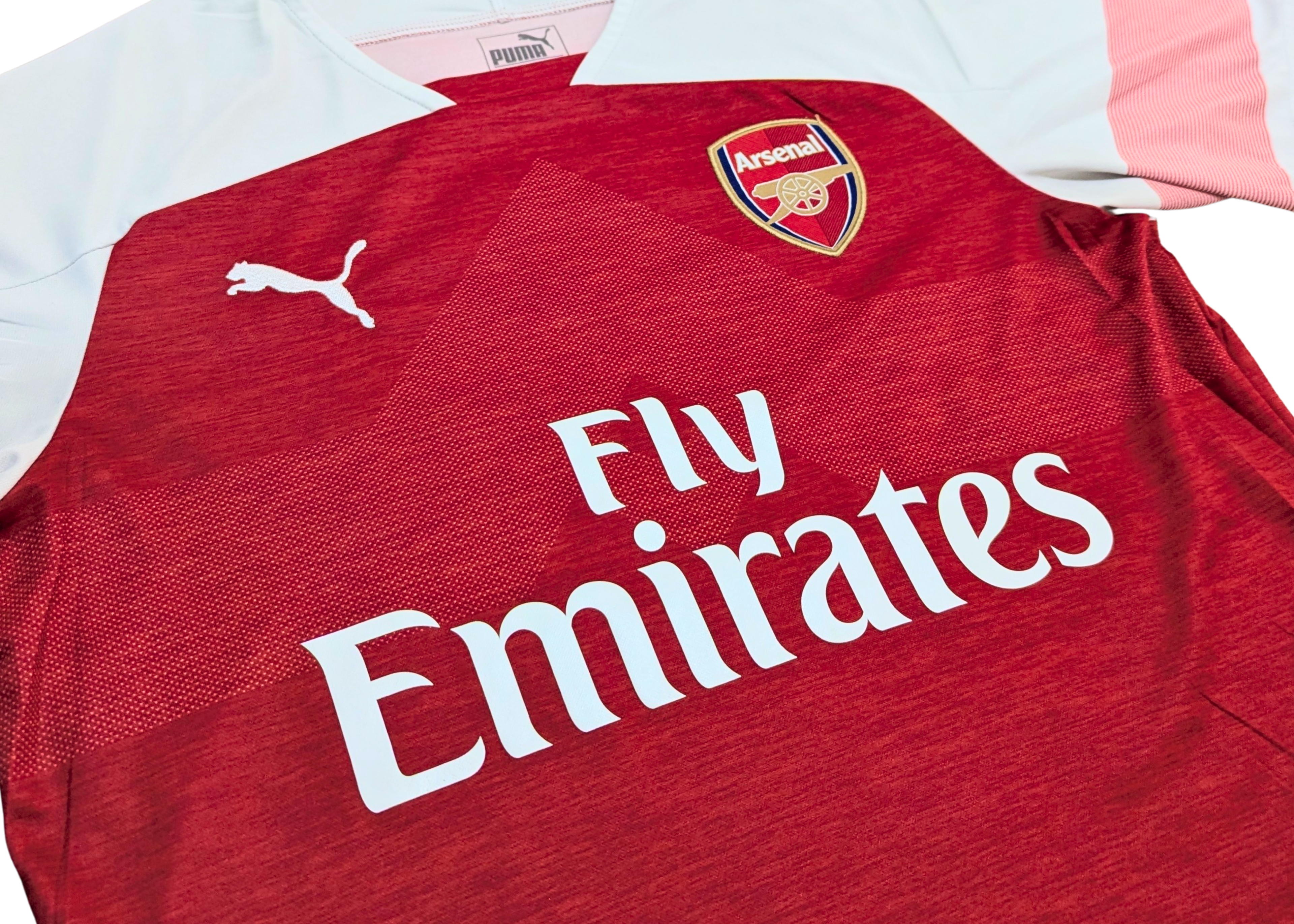 2017-18 Arsenal Home Shirt - Saka 87