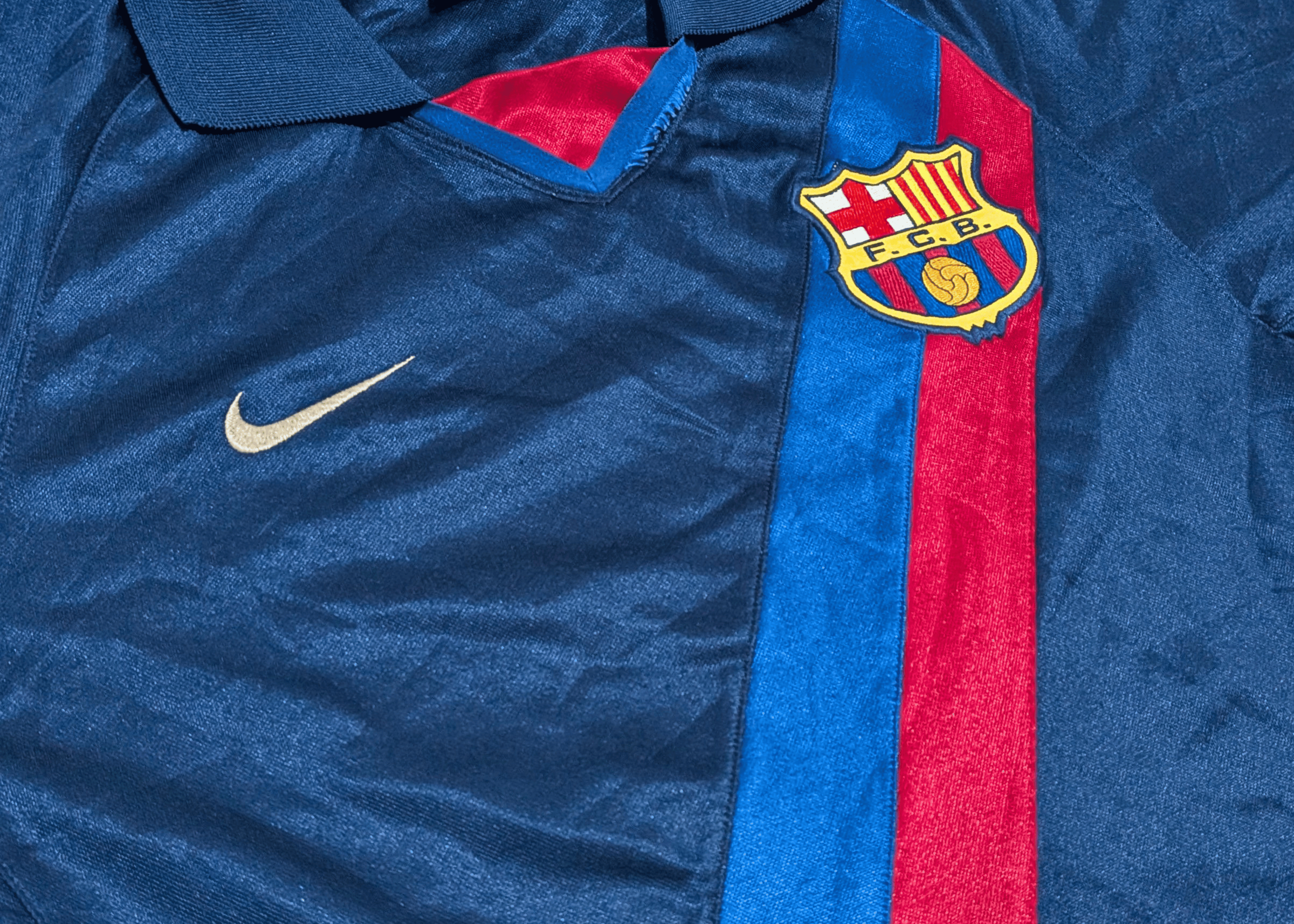 2002-03 Barcelona Away Shirt