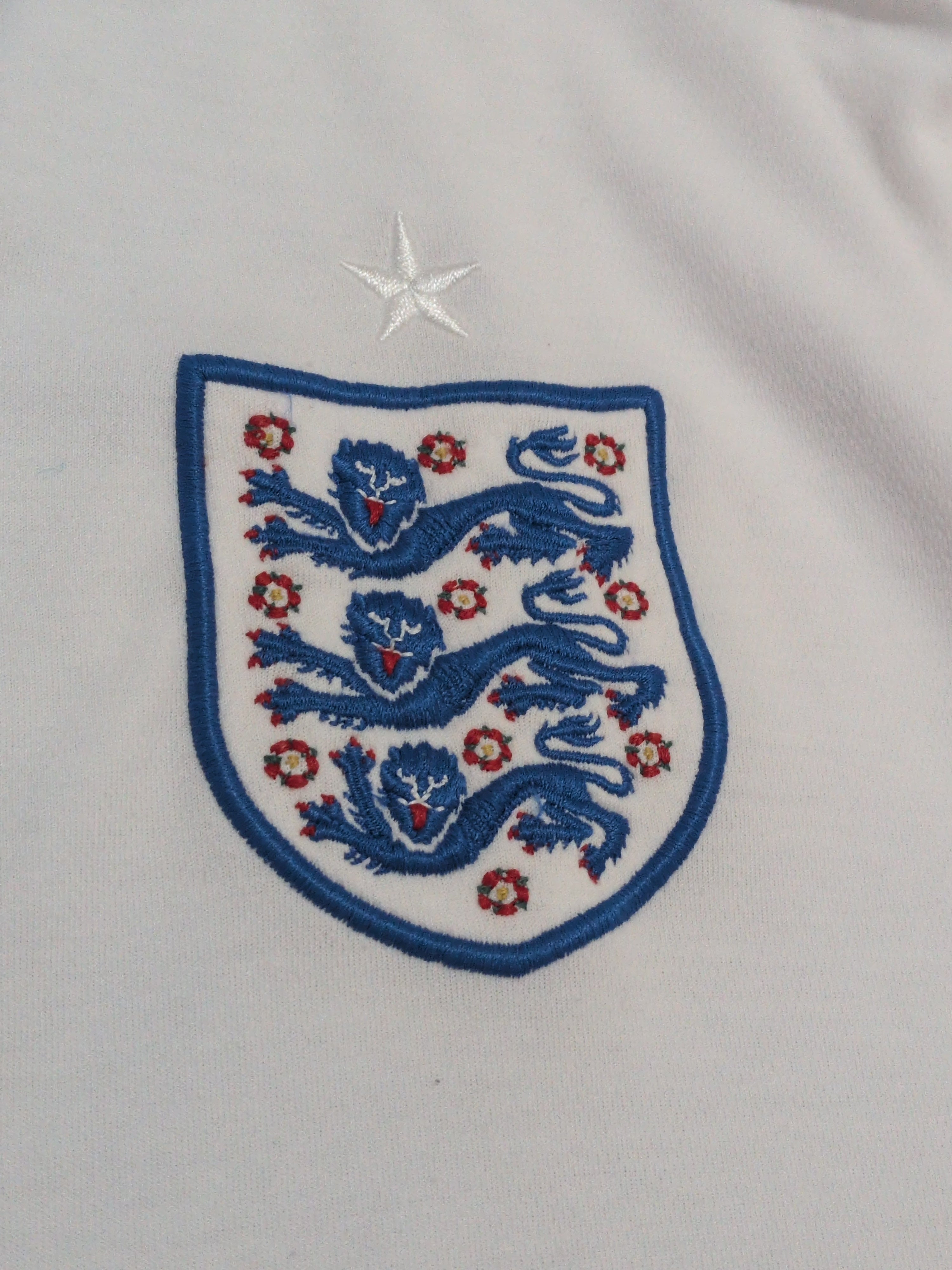 2010-11 England Home Shirt