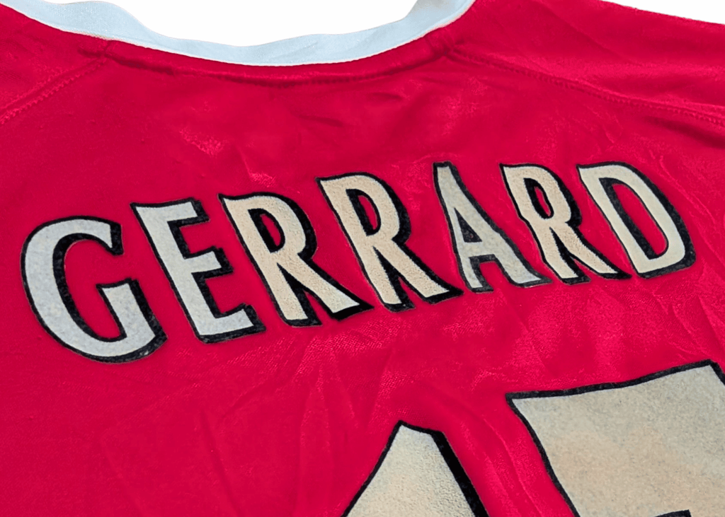 2001-03 Liverpool UCL European Home Shirt - Gerrard 17