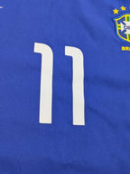 2002-04 Brazil Away Shirt - Ronaldinho 11