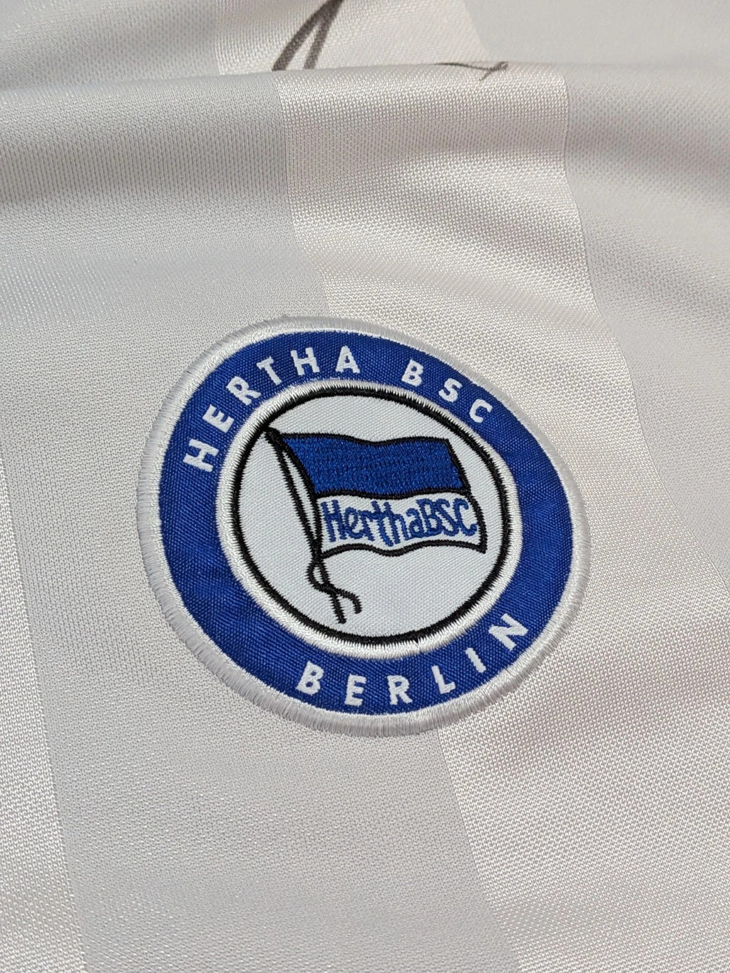 2000-01 Hertha Berlin Multi Signed Away Shirt