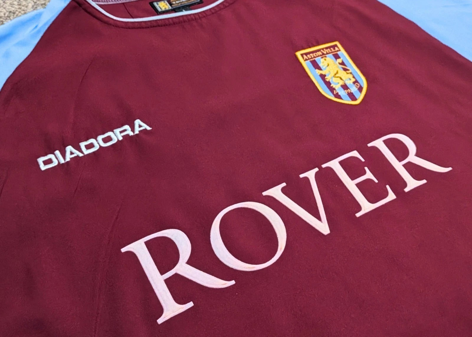 2003-04 Aston Villa Away Shirt - Dublin 9